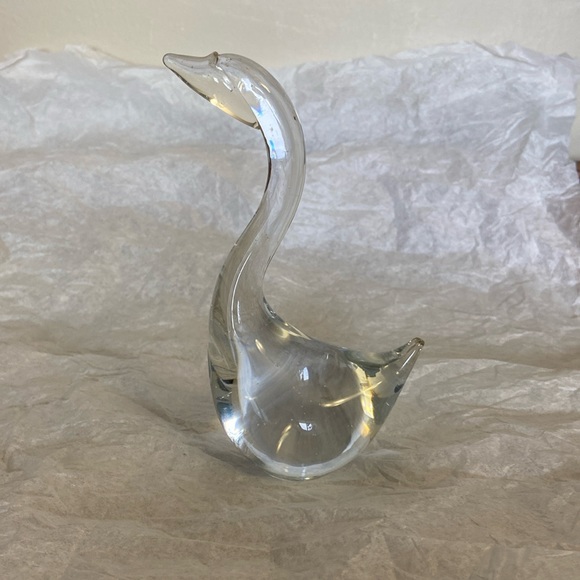Hand Blown Art Glass Head Down Swan Figurine Paperweight Gift Collectible Clear - Picture 1 of 5